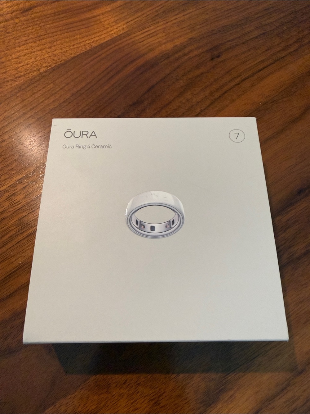 Oura ring 4 white ceramic